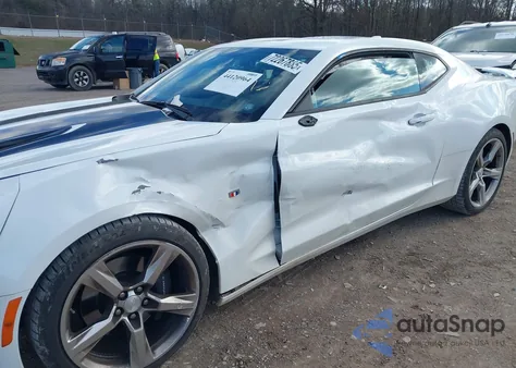 2017 Chevrolet Camaro 1Ss z USA, uszkodzony, nr VIN 1G1FE1R77H0102966